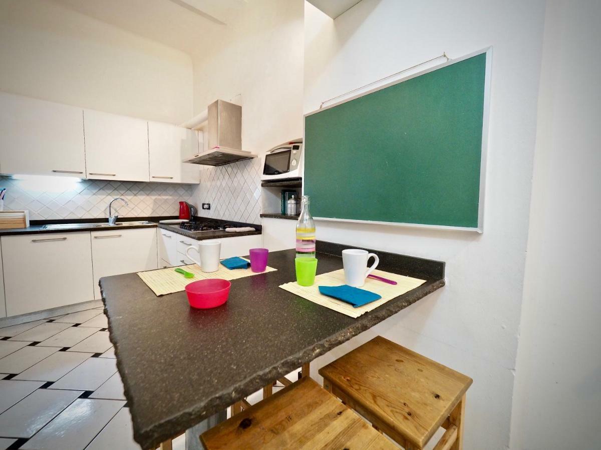 Apartamento Dimora Di Famagosta Centro - Genovabnb It Exterior foto