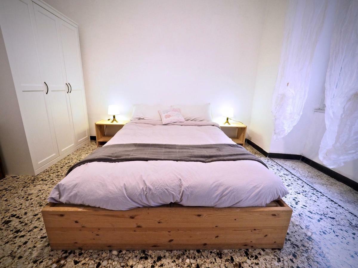 Apartamento Dimora Di Famagosta Centro - Genovabnb It Exterior foto